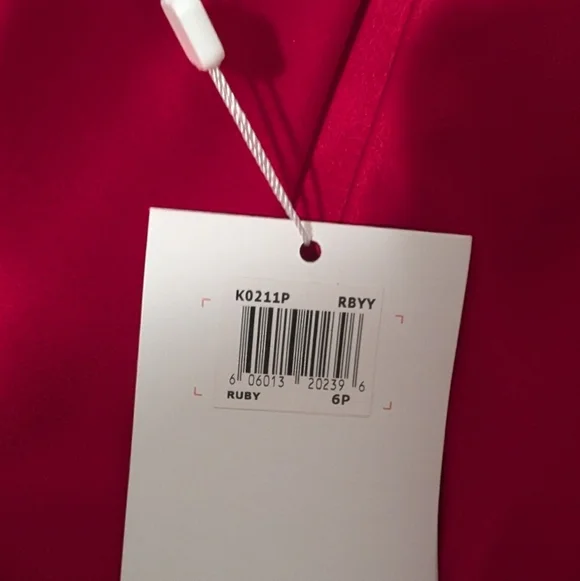 NWT Gal Meets Glam Collection Ruby Red Satin Christmas Holiday Dress 6 Petite - Picture 3 of 9